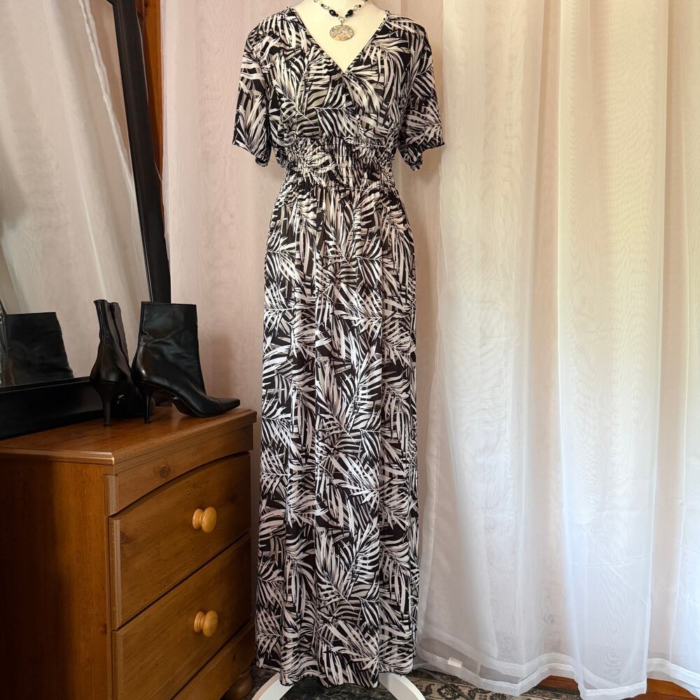 West Loop Black & White Palm Print V-Neck Maxi Dress XL Resort Tropical Vacation